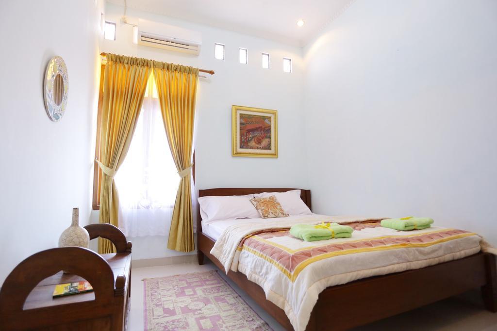 Griya Kedasih Guesthouse Yogyakarta Eksteriør billede