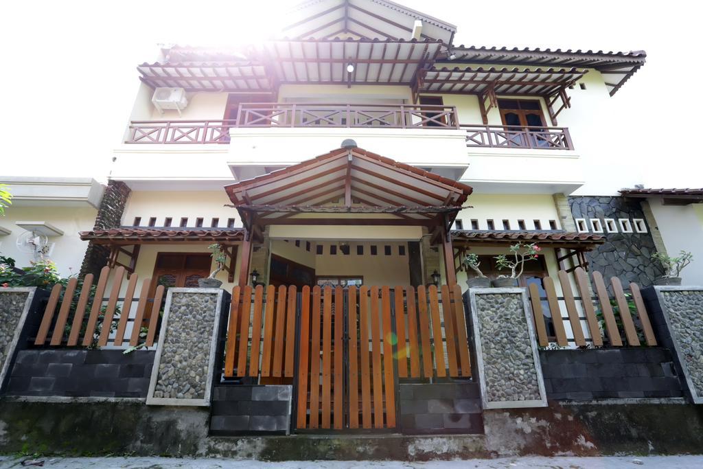 Griya Kedasih Guesthouse Yogyakarta Eksteriør billede